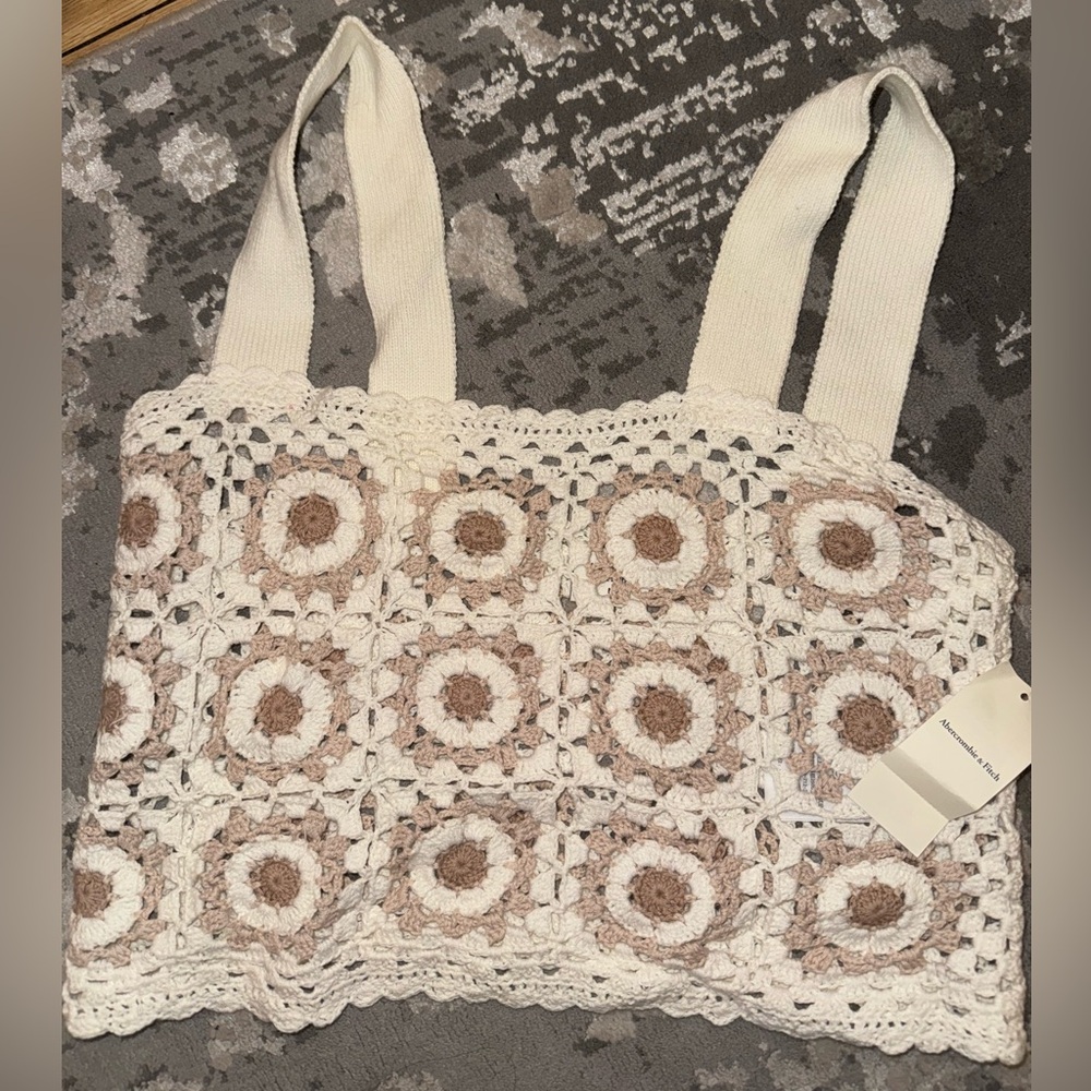 Abercrombie & Fitch Crochet Crop Top